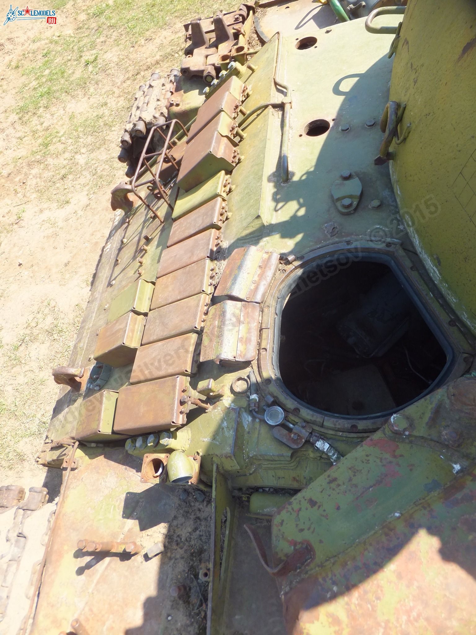 T-54_wreck_0103.jpg