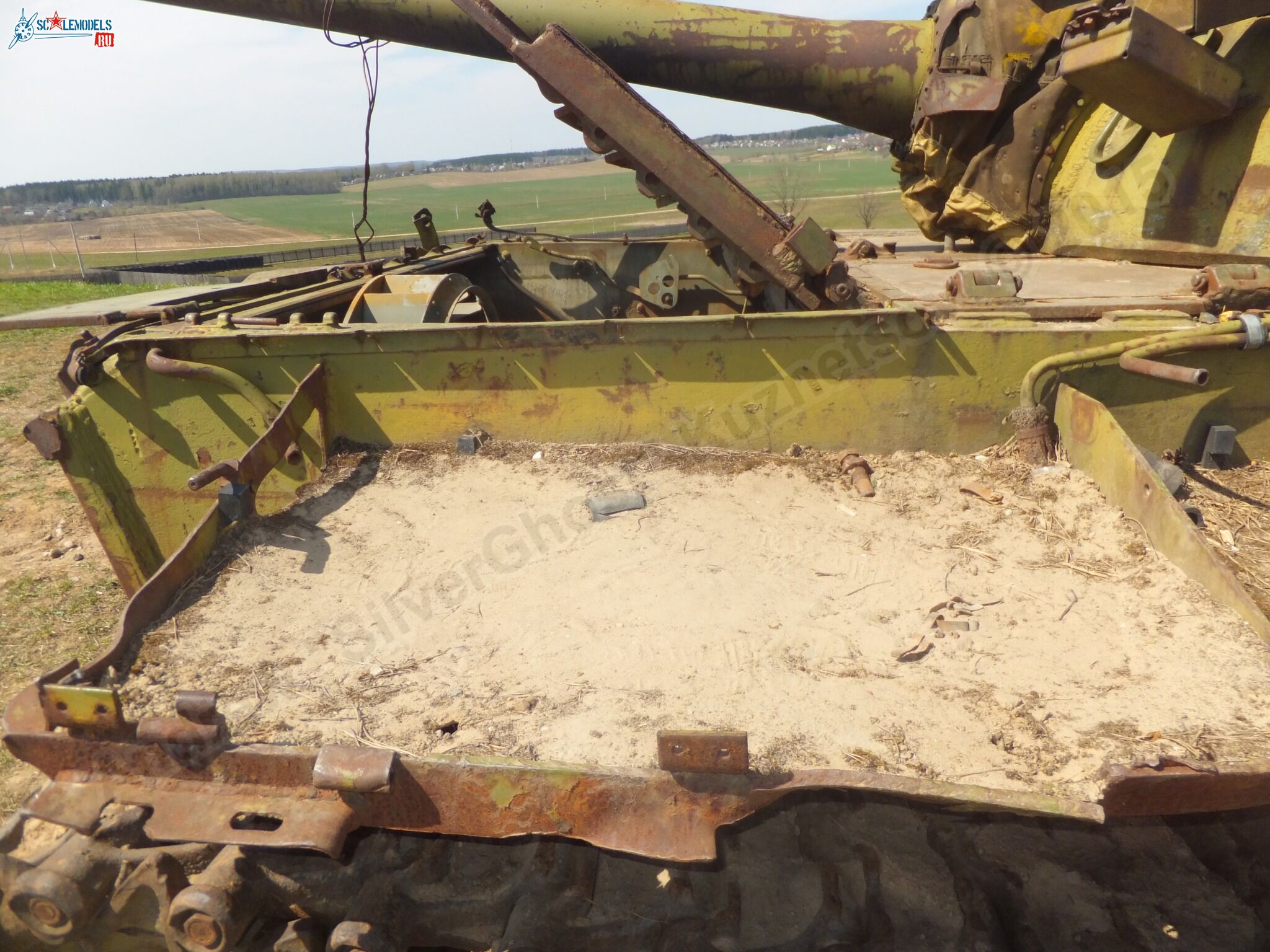 T-54_wreck_0118.jpg