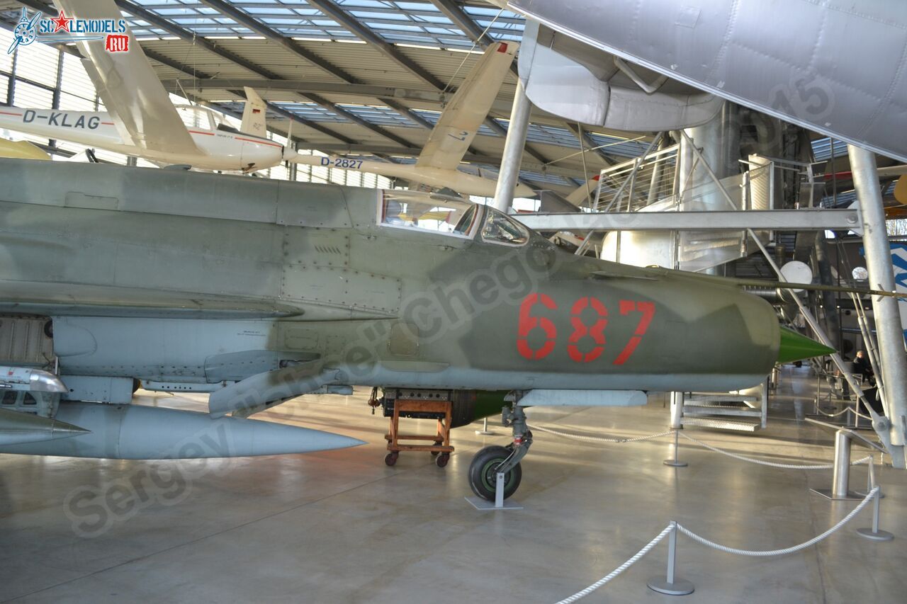 MiG-21MF_0000.jpg