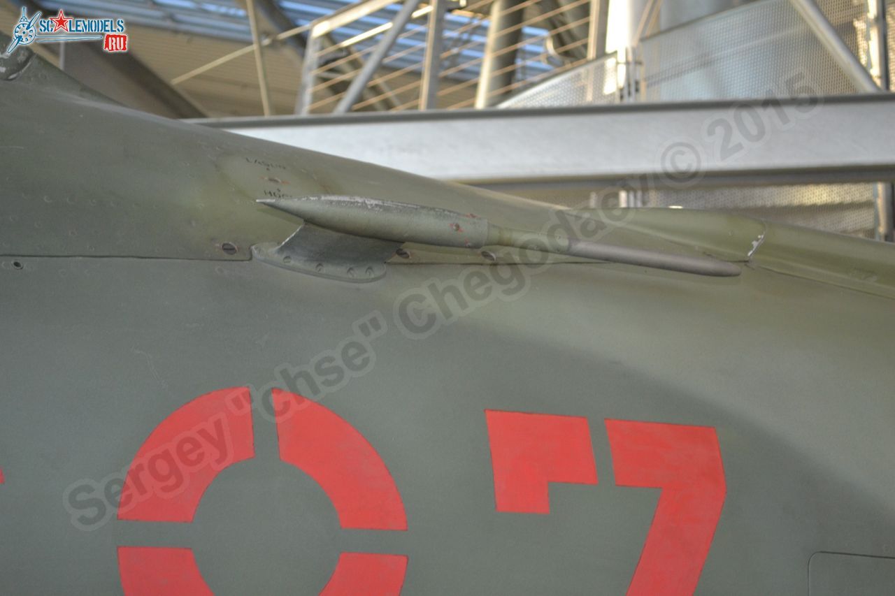 MiG-21MF_0013.jpg