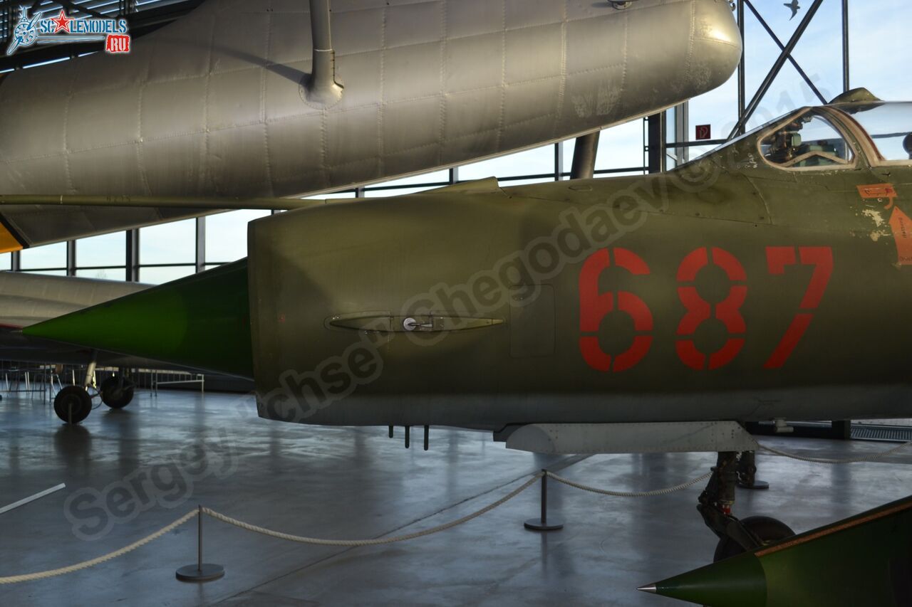 MiG-21MF_0017.jpg