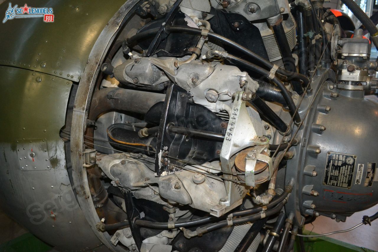 Pratt-Whitney_R1830-90D_0012.jpg