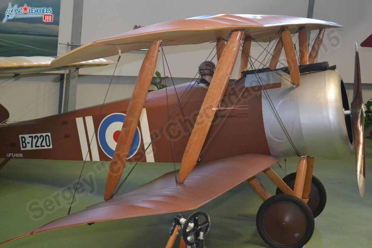 Sopwith_F1_Camel_0003.jpg