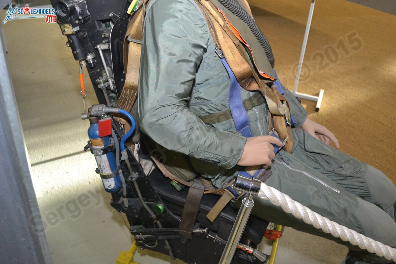GRU-7A_0000.jpg