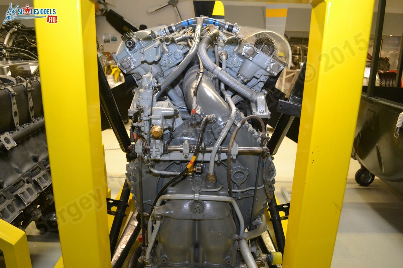 Rolls-Royce_Merlin I_0009.jpg