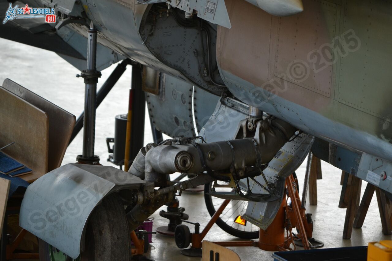 MiG-23_0002.jpg