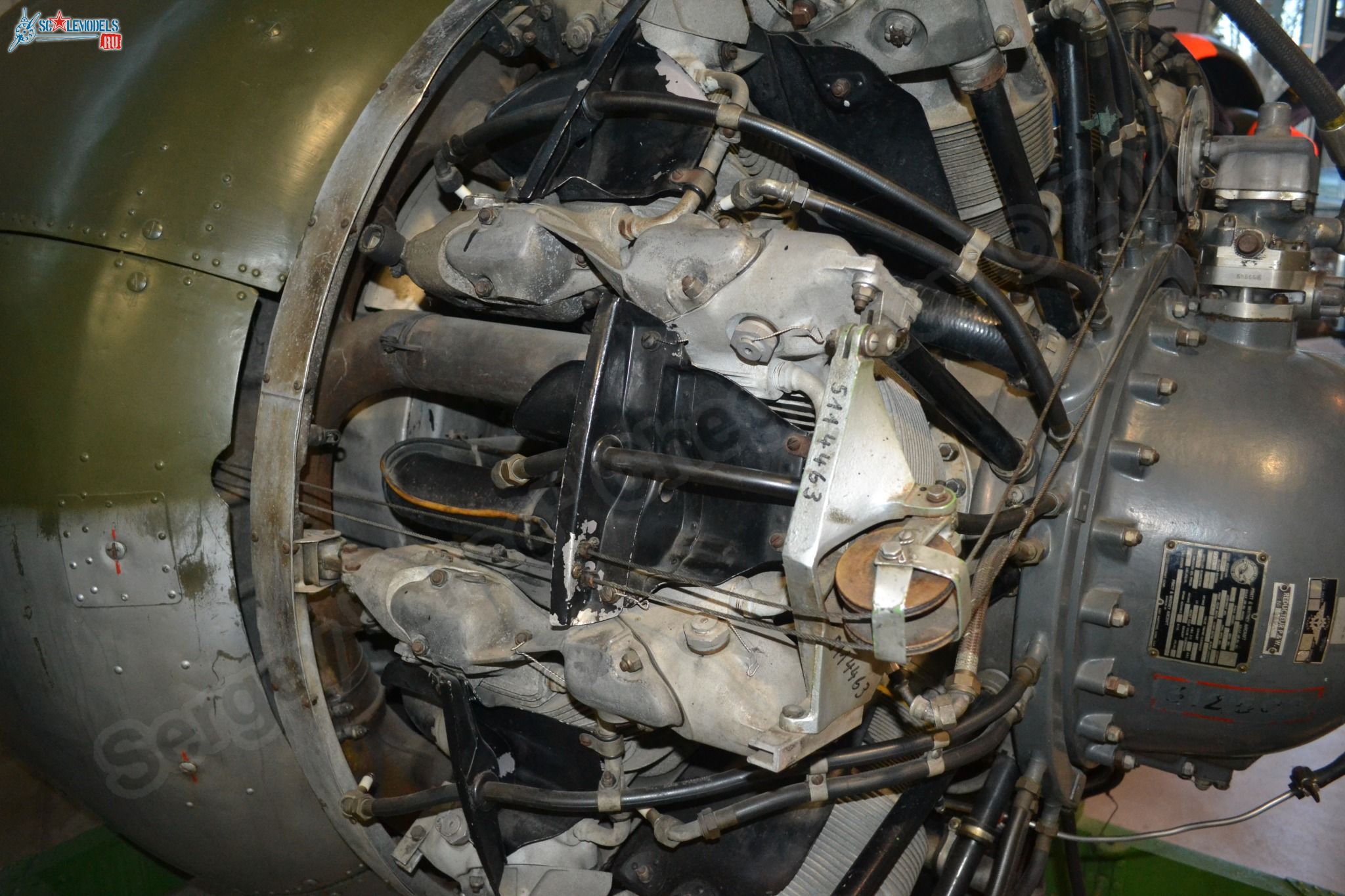 Pratt-Whitney_R1830-90D_0012.jpg