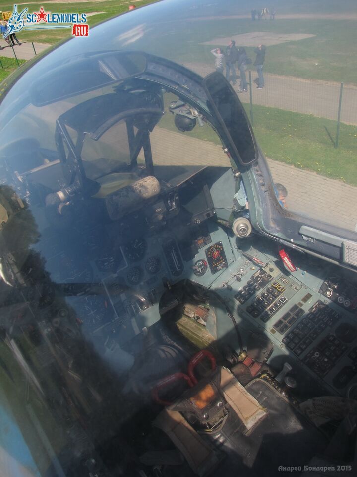 022_Su-27P.jpg