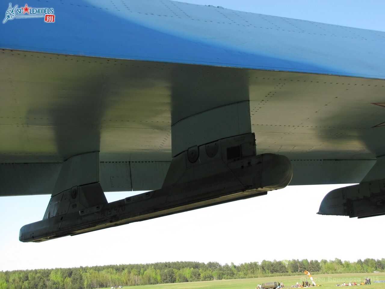 400_Su-27P.jpg