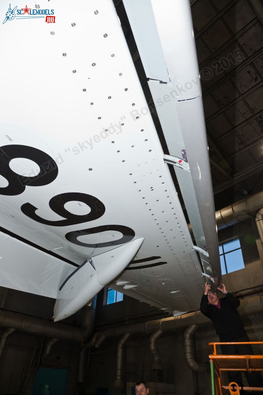 SSJ-100_RA-89011_187.jpg