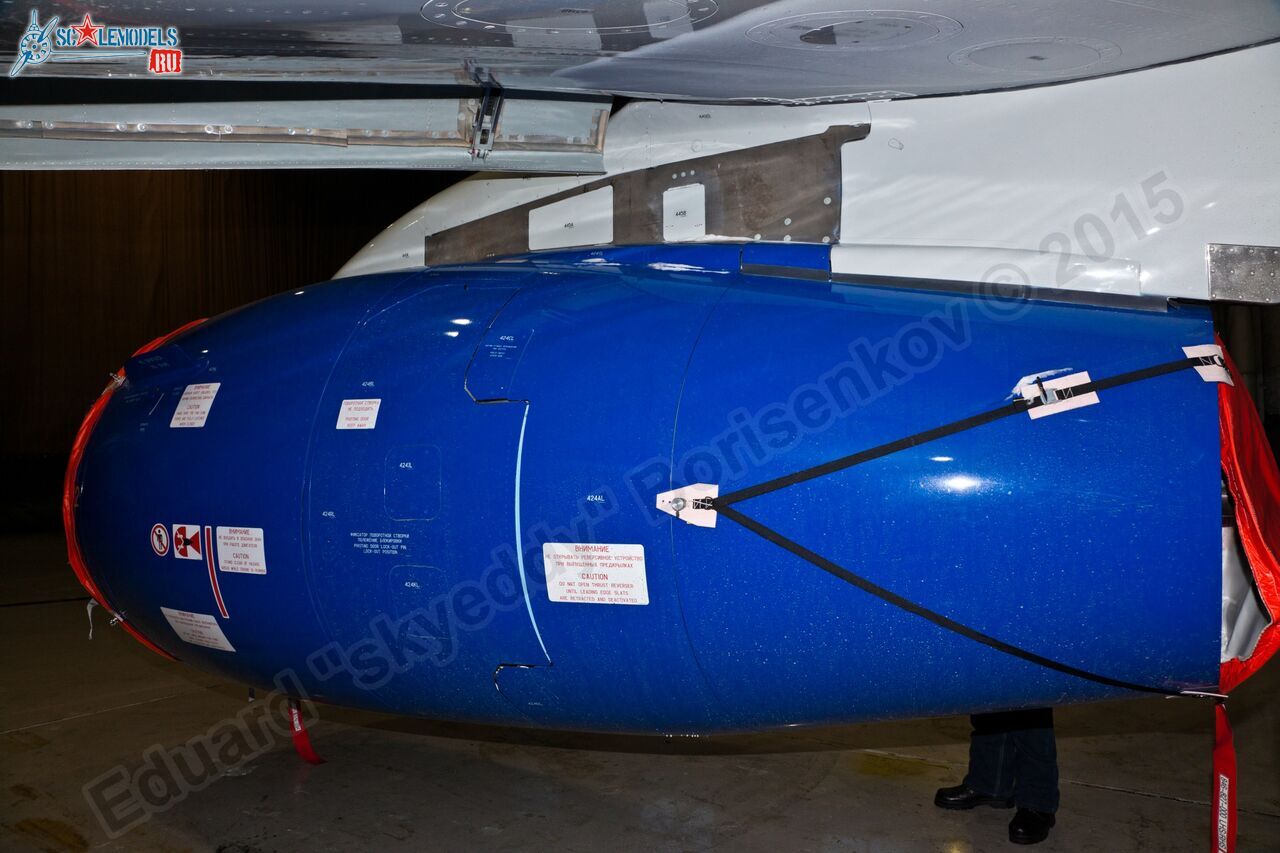 SSJ-100_RA-89011_206.jpg