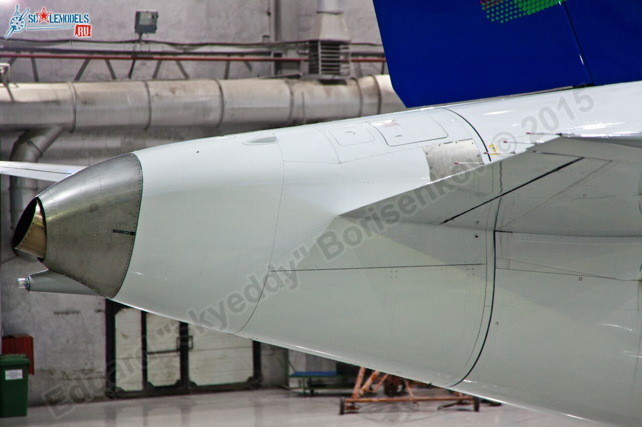 SSJ-100_RA-89011_297.jpg
