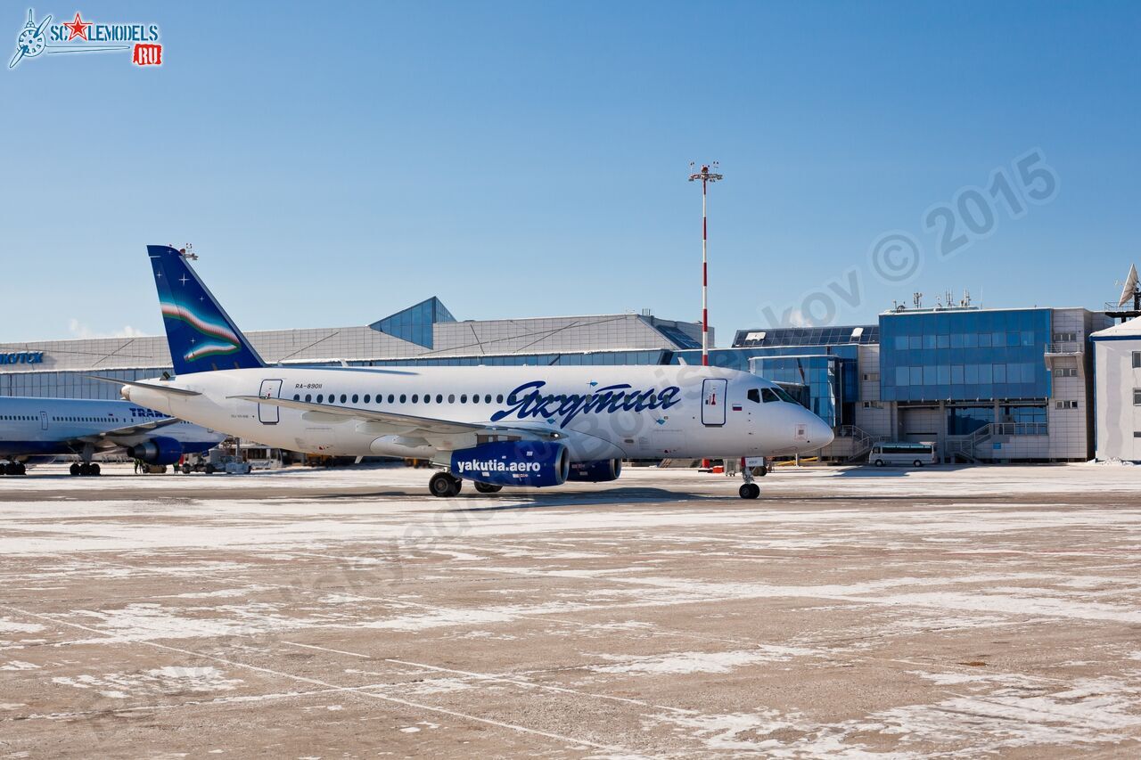 SSJ-100_RA-89011_319.jpg