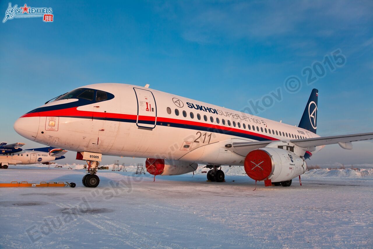 SSJ-100_RA-970054.jpg