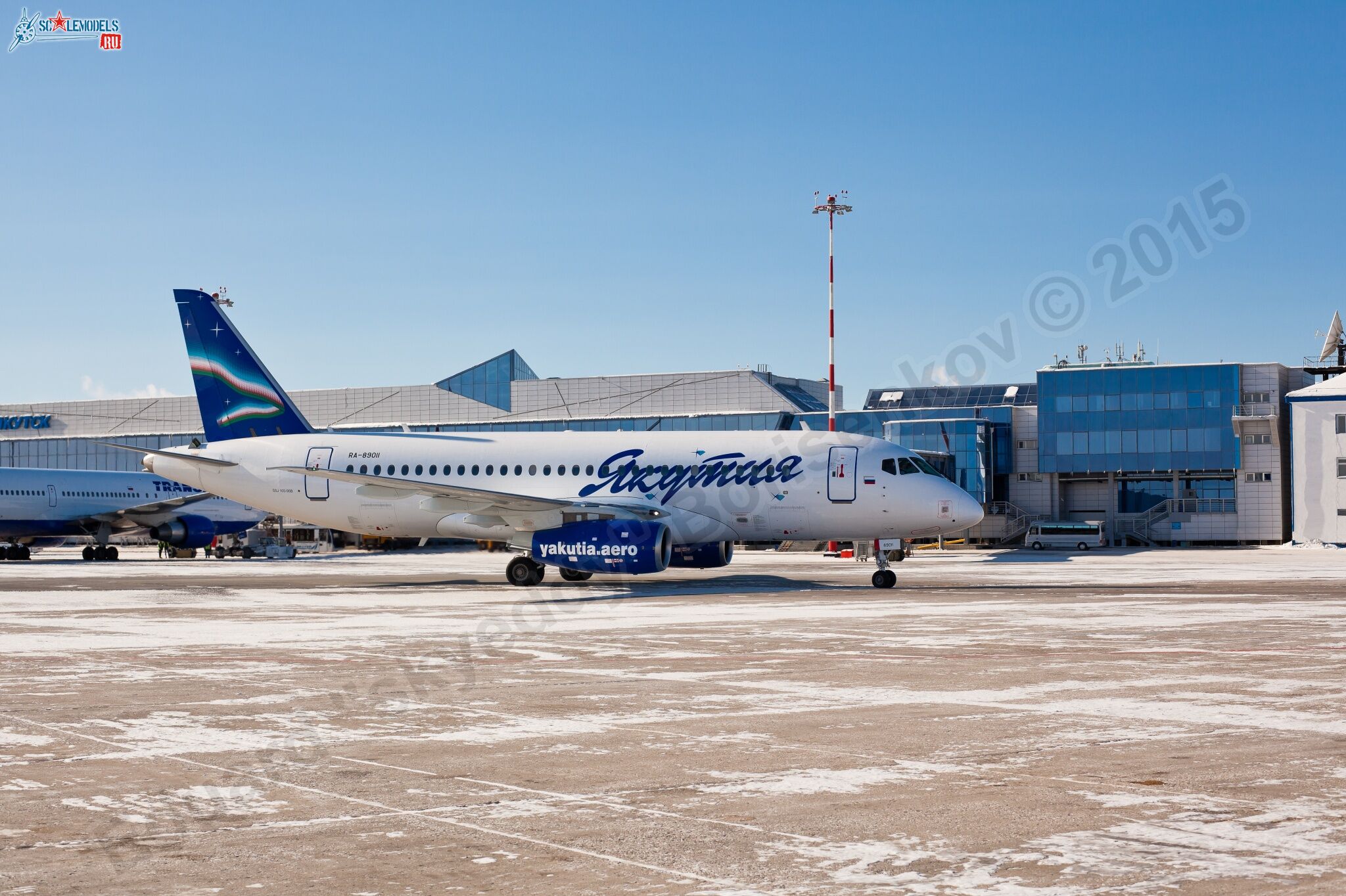 SSJ-100_RA-89011_319.jpg