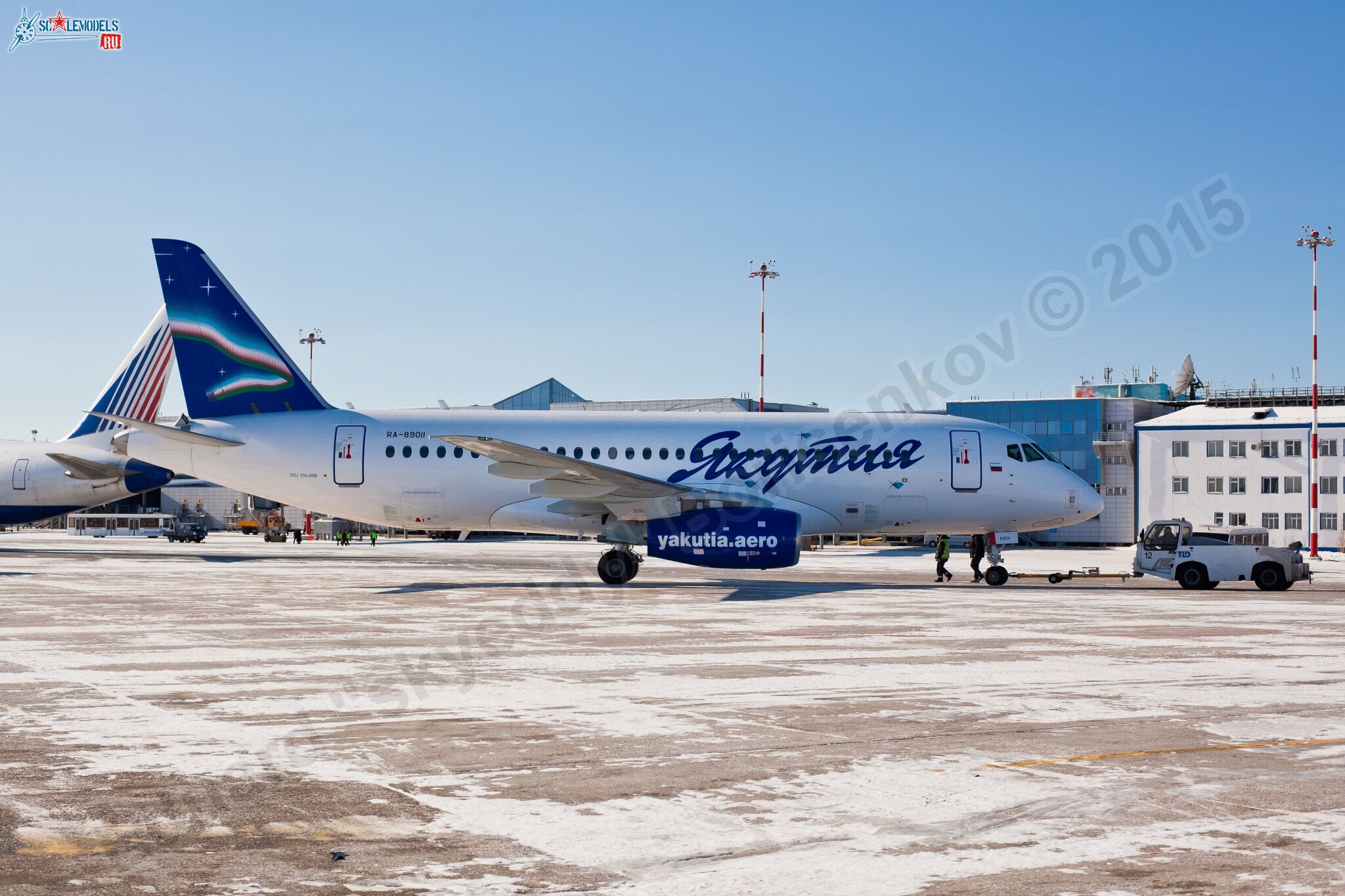 SSJ-100_RA-89011_324.jpg