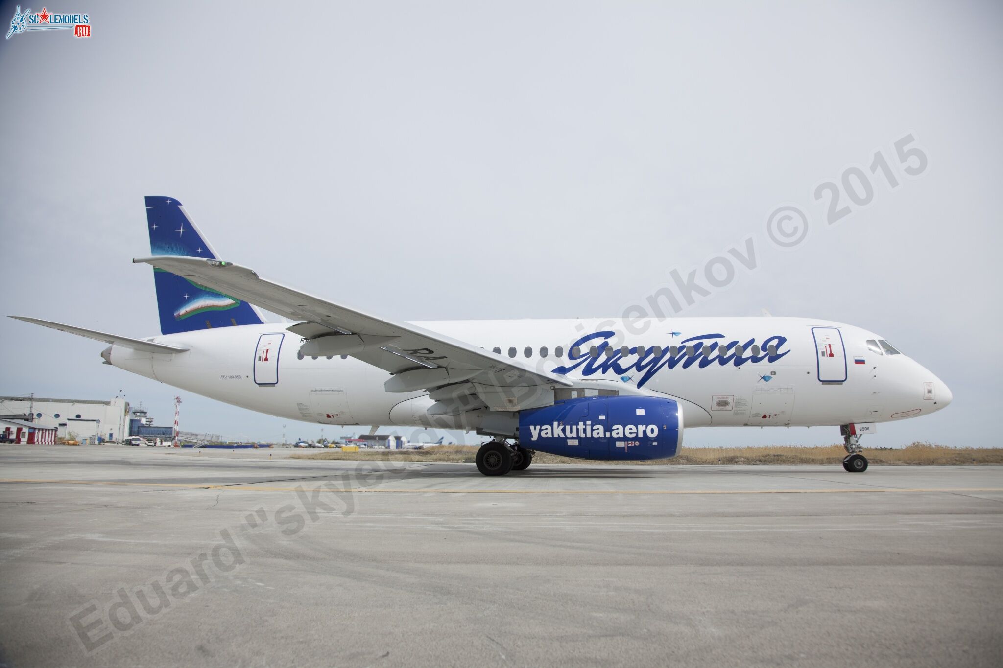 SSJ-100_RA-89011_34.jpg