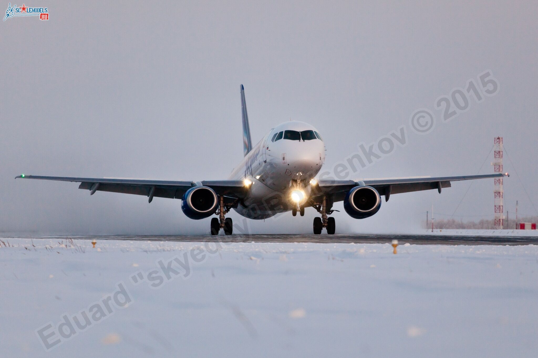SSJ-100_RA-89011_41.jpg