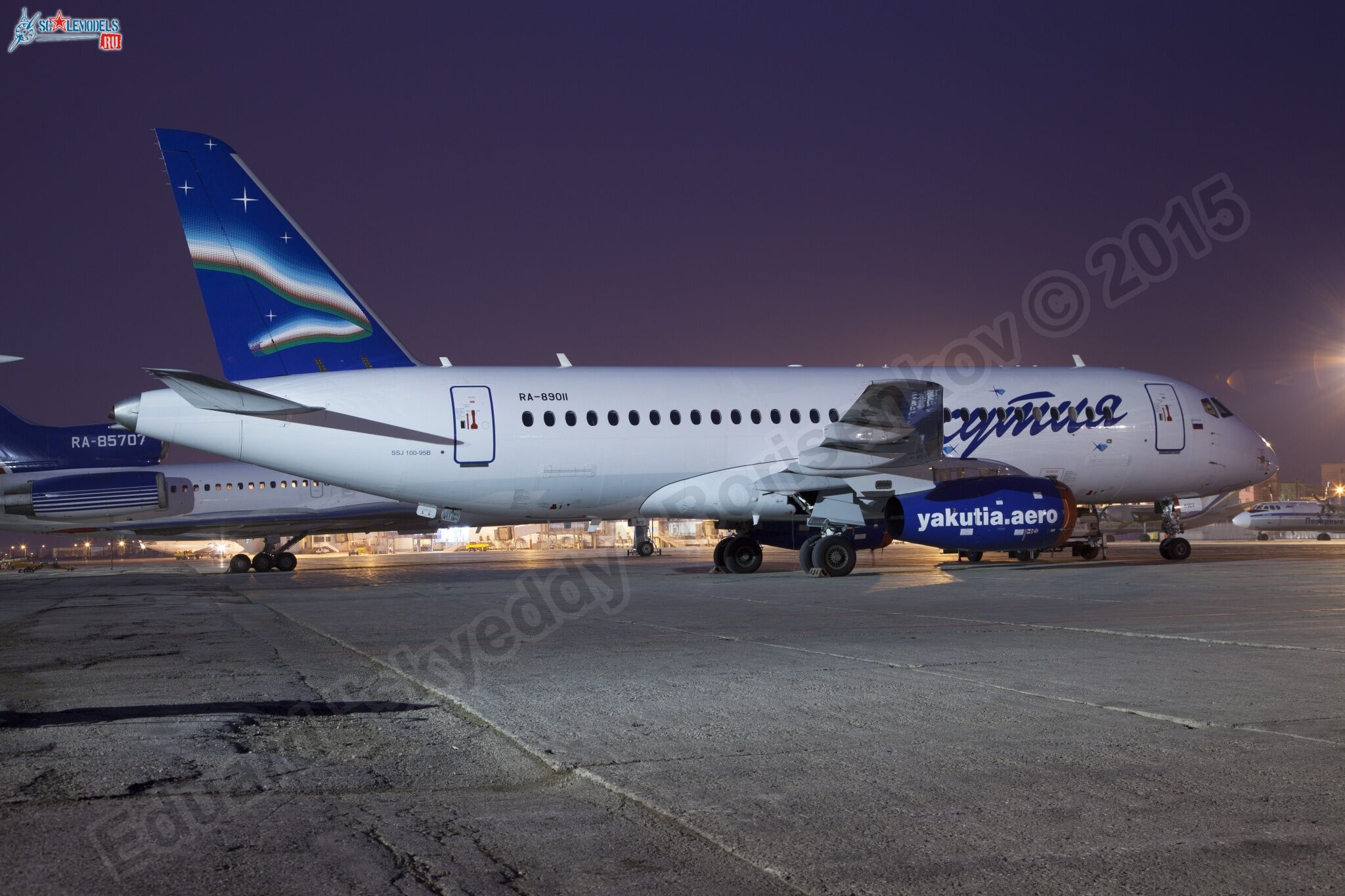 SSJ-100_RA-89011_5.jpg