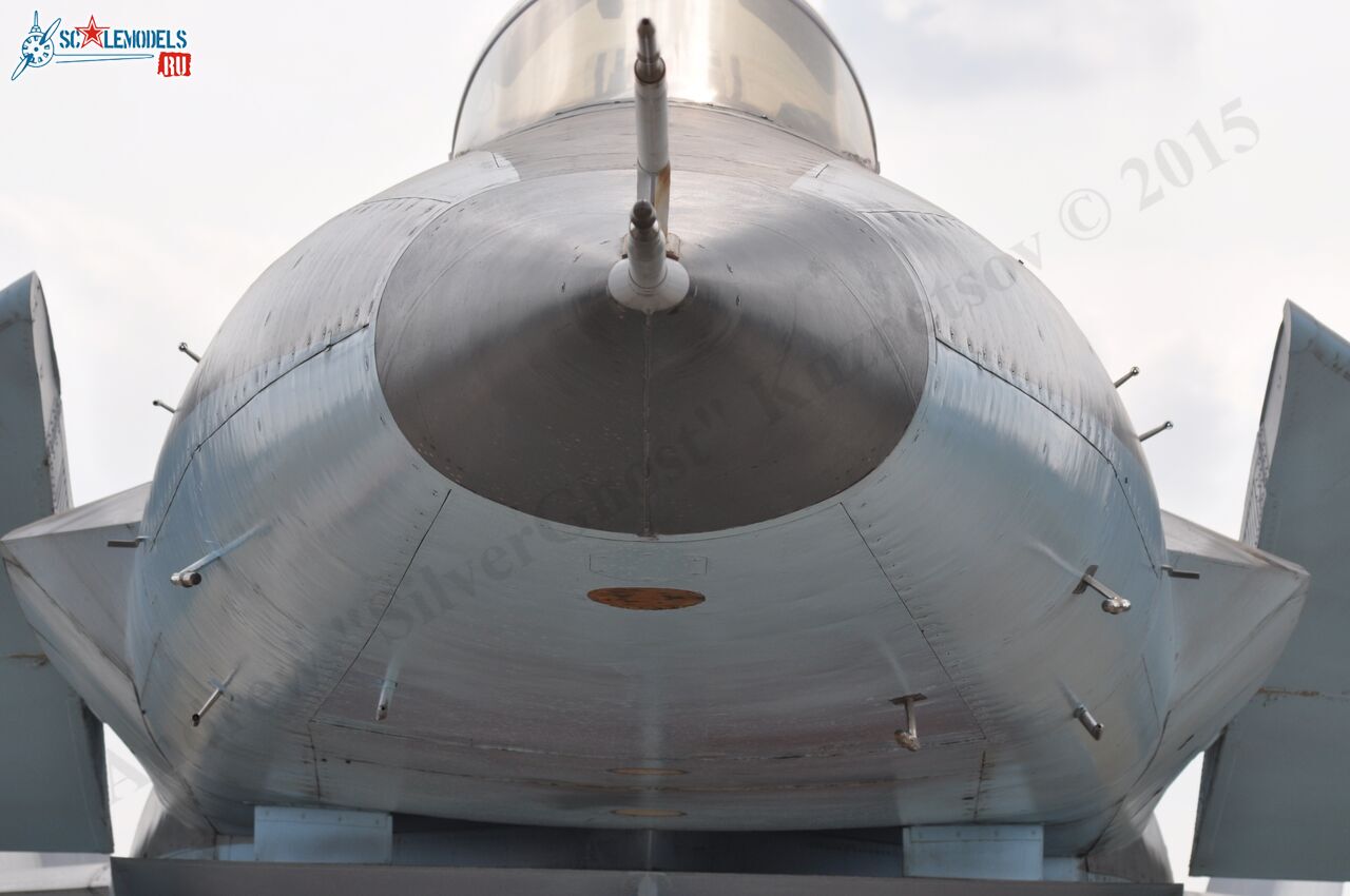 MiG_1.44_ATF_Flatpack_180.jpg