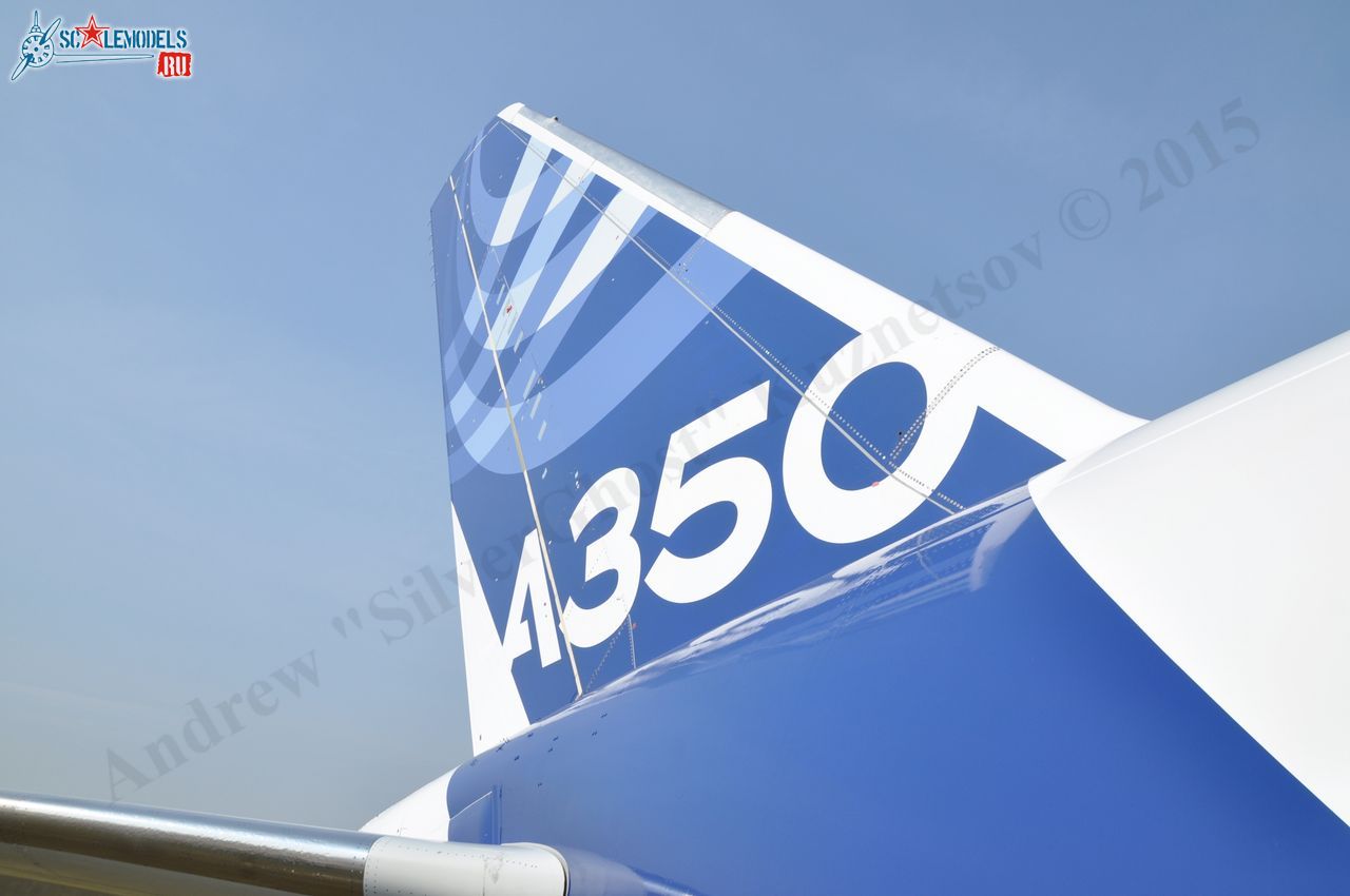 Airbus_A350XWB_F-WXWB_112.jpg