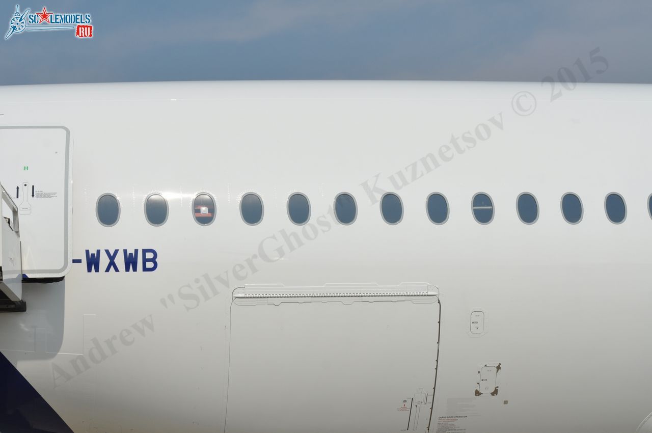 Airbus_A350XWB_F-WXWB_193.jpg