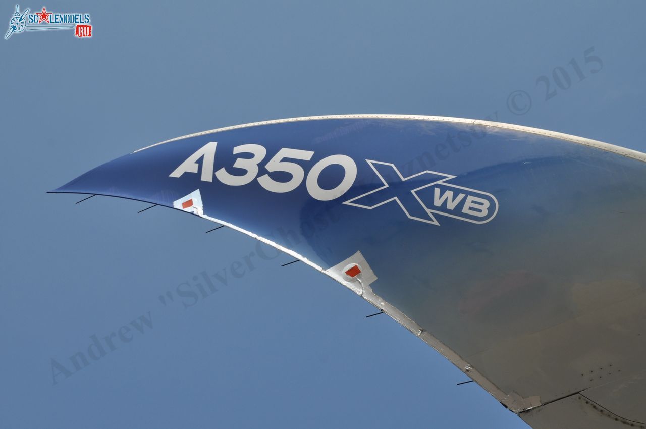 Airbus_A350XWB_F-WXWB_2.jpg