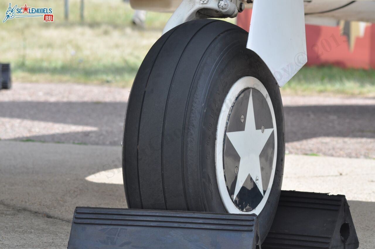 North_American_SNJ-4_Texan_214.jpg