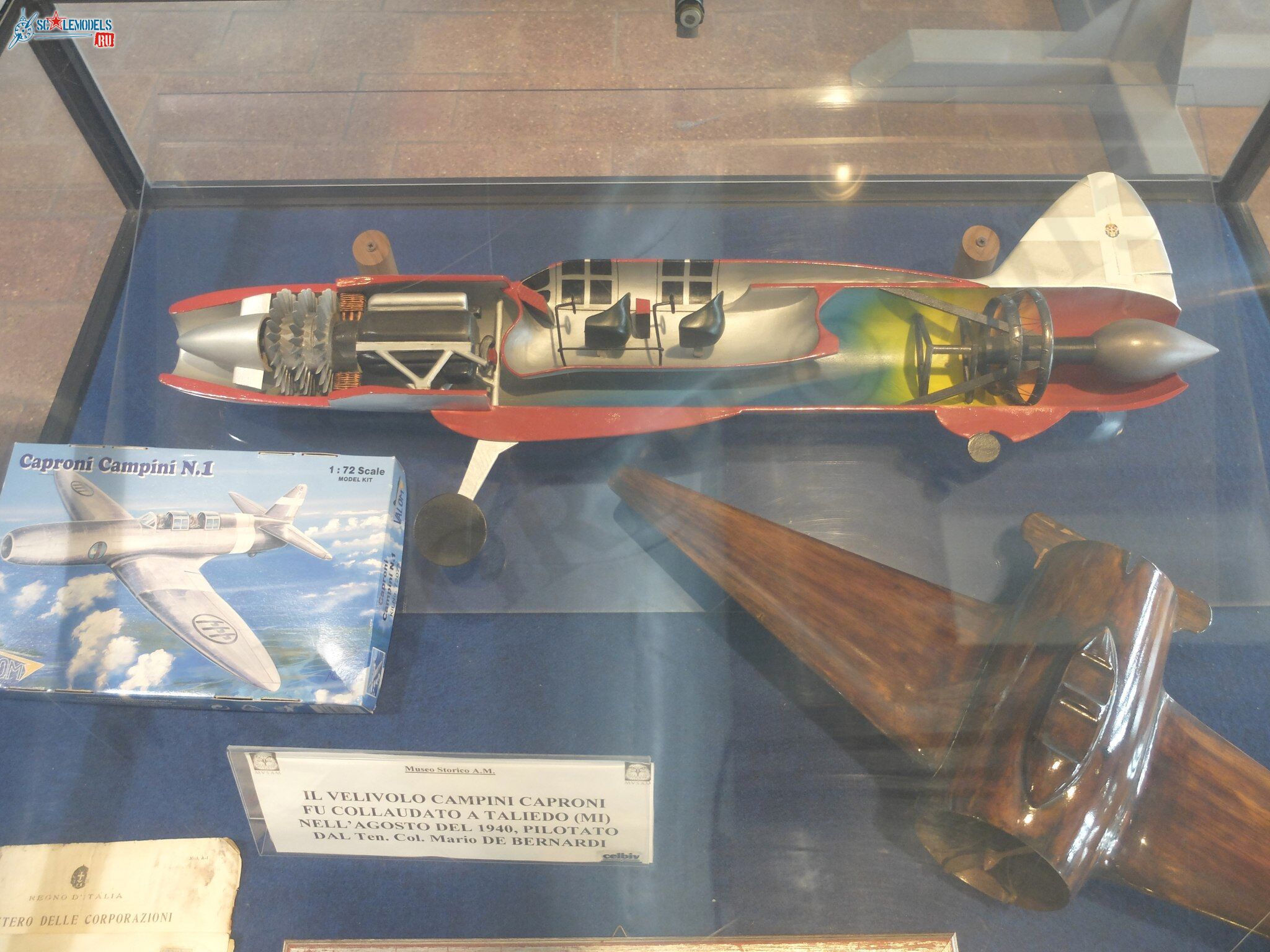 Caproni_Campini_CC-160.jpg