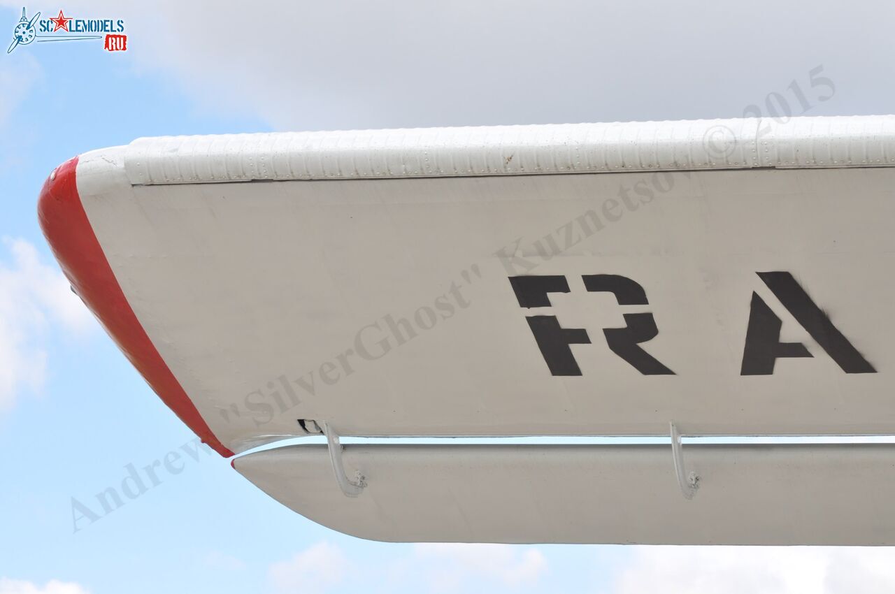 TR-301_RA-40728127.jpg