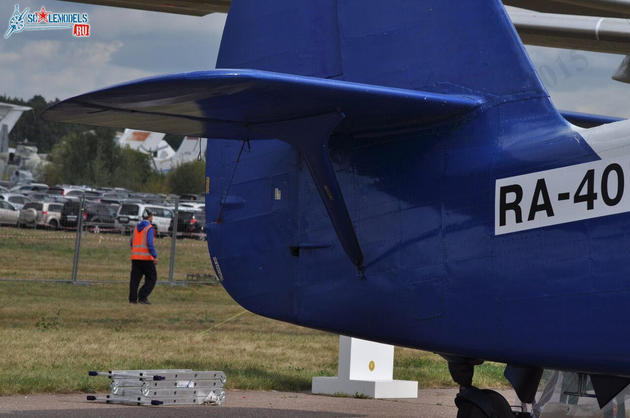 TR-301_RA-40728145.jpg