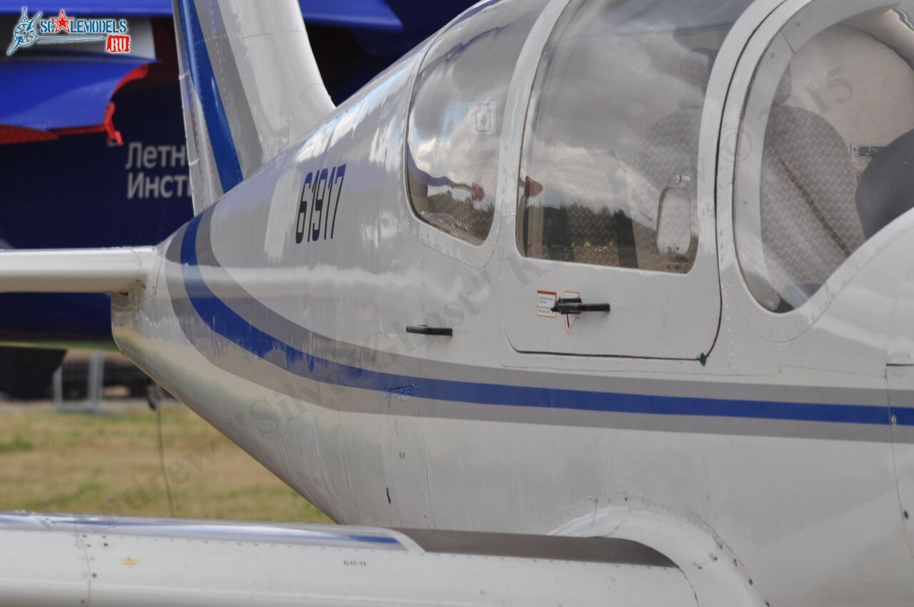 Il-103_17.jpg