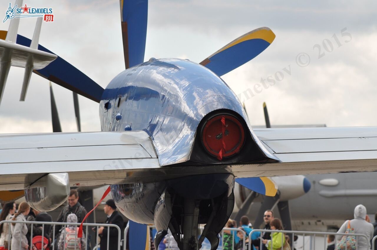 Il-114_230.jpg