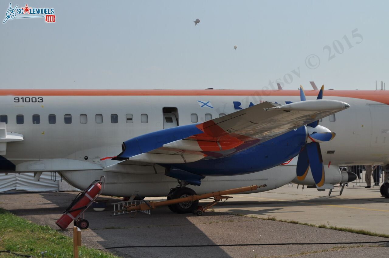 Il-114_240.jpg