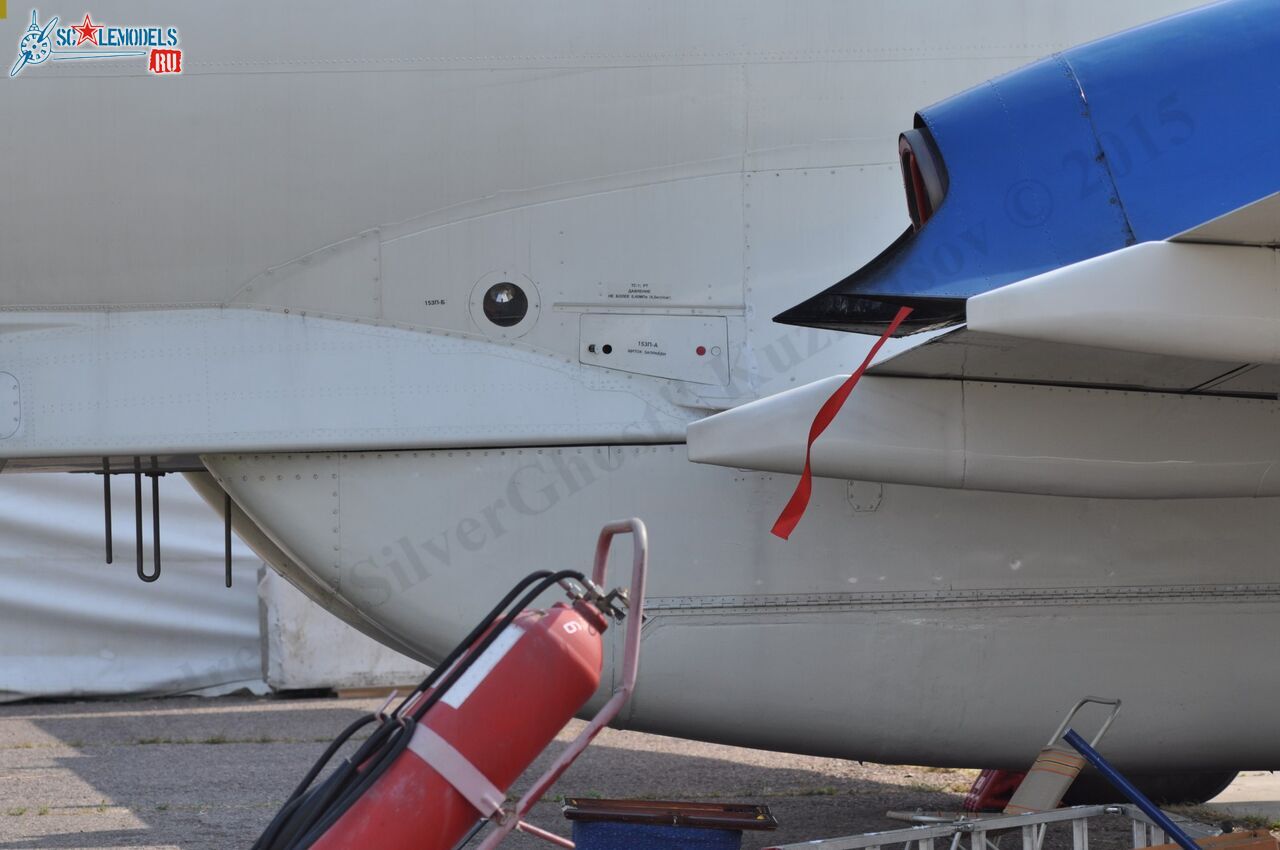 Il-114_262.jpg