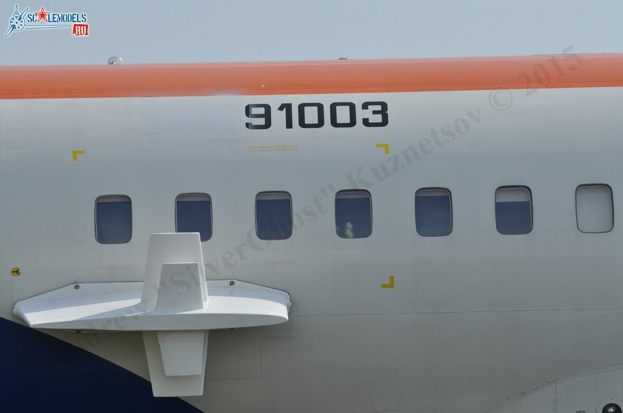 Il-114_269.jpg