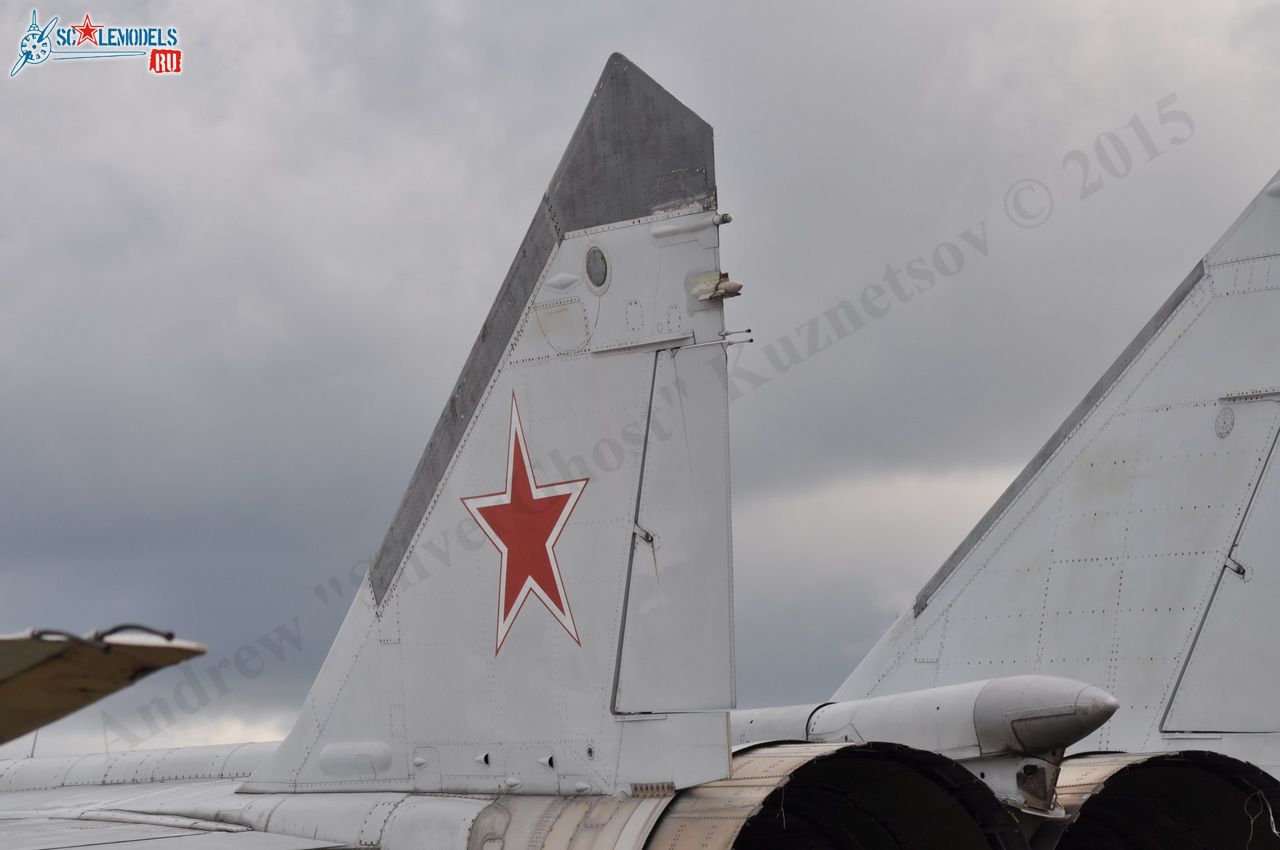 MiG-25BM_348.jpg