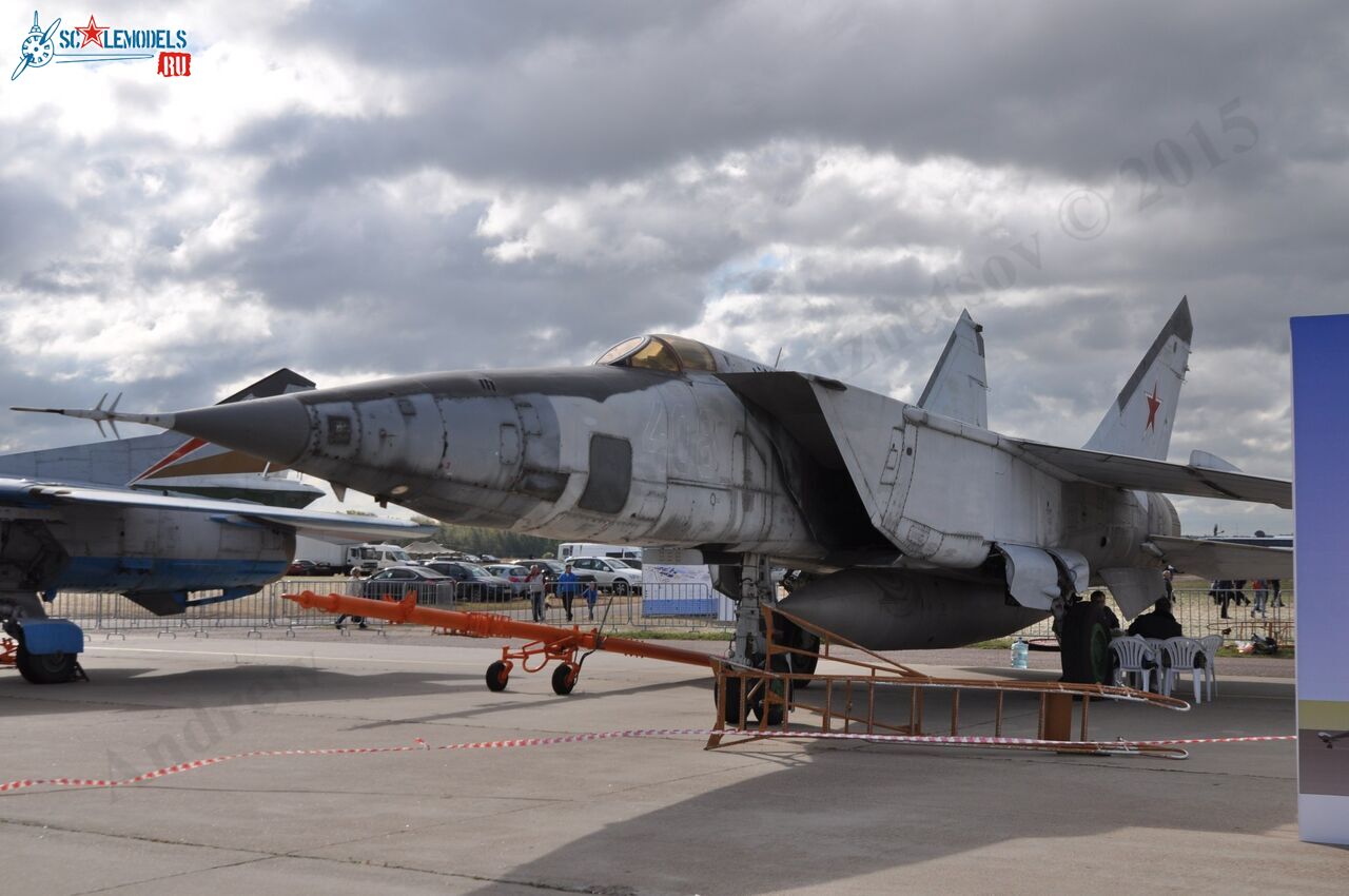 MiG-25BM_60.jpg