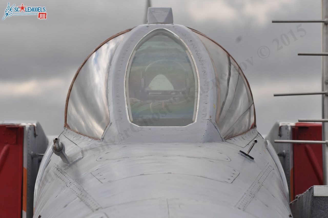 MiG-27M_170.jpg