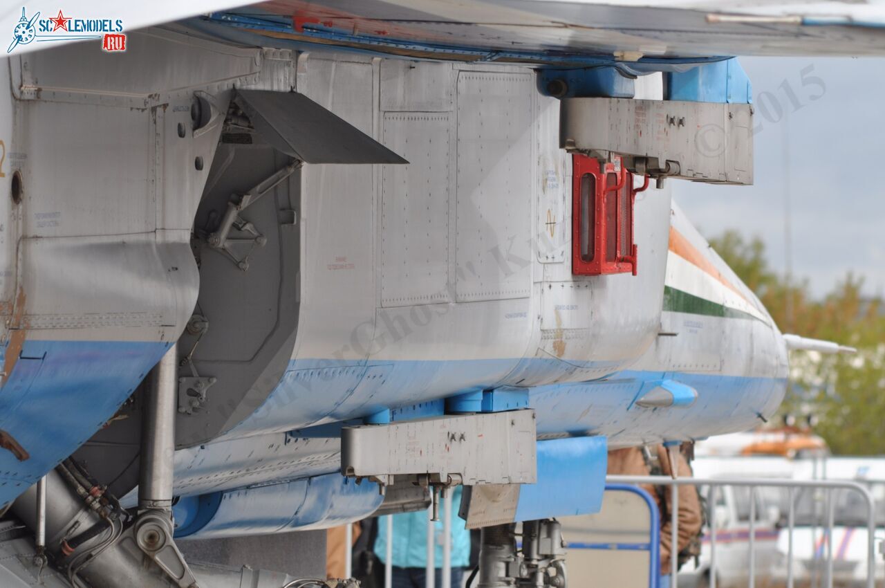 MiG-27M_59.jpg