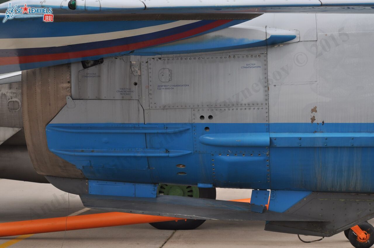 MiG-27M_84.jpg
