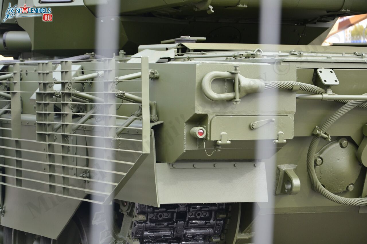 T-14_Armata_31.jpg