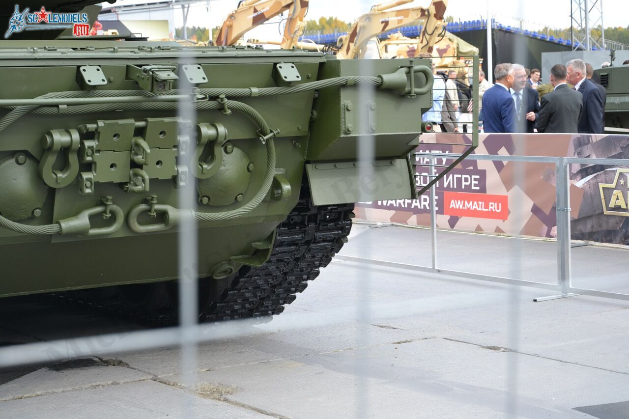 T-14_Armata_45.jpg