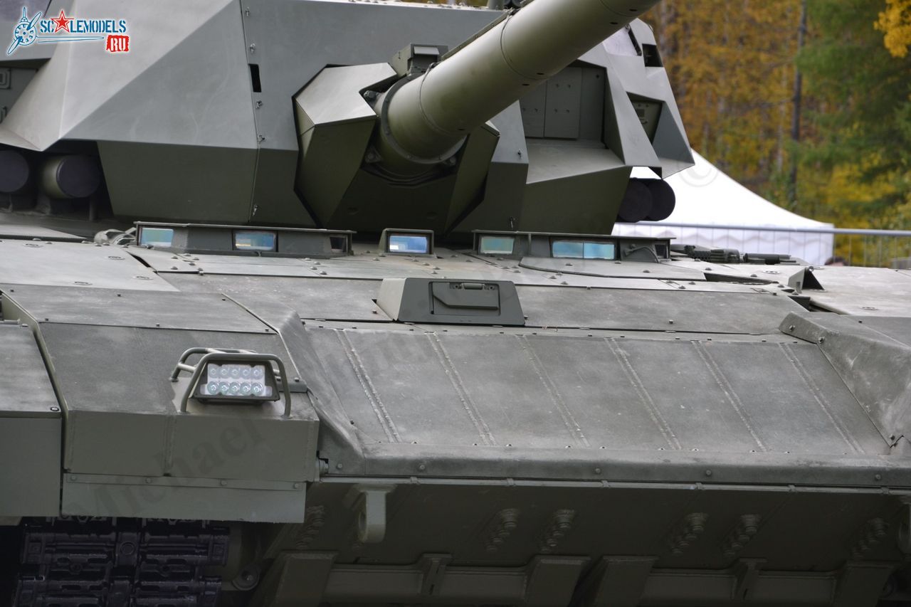 T-14_Armata_9.jpg