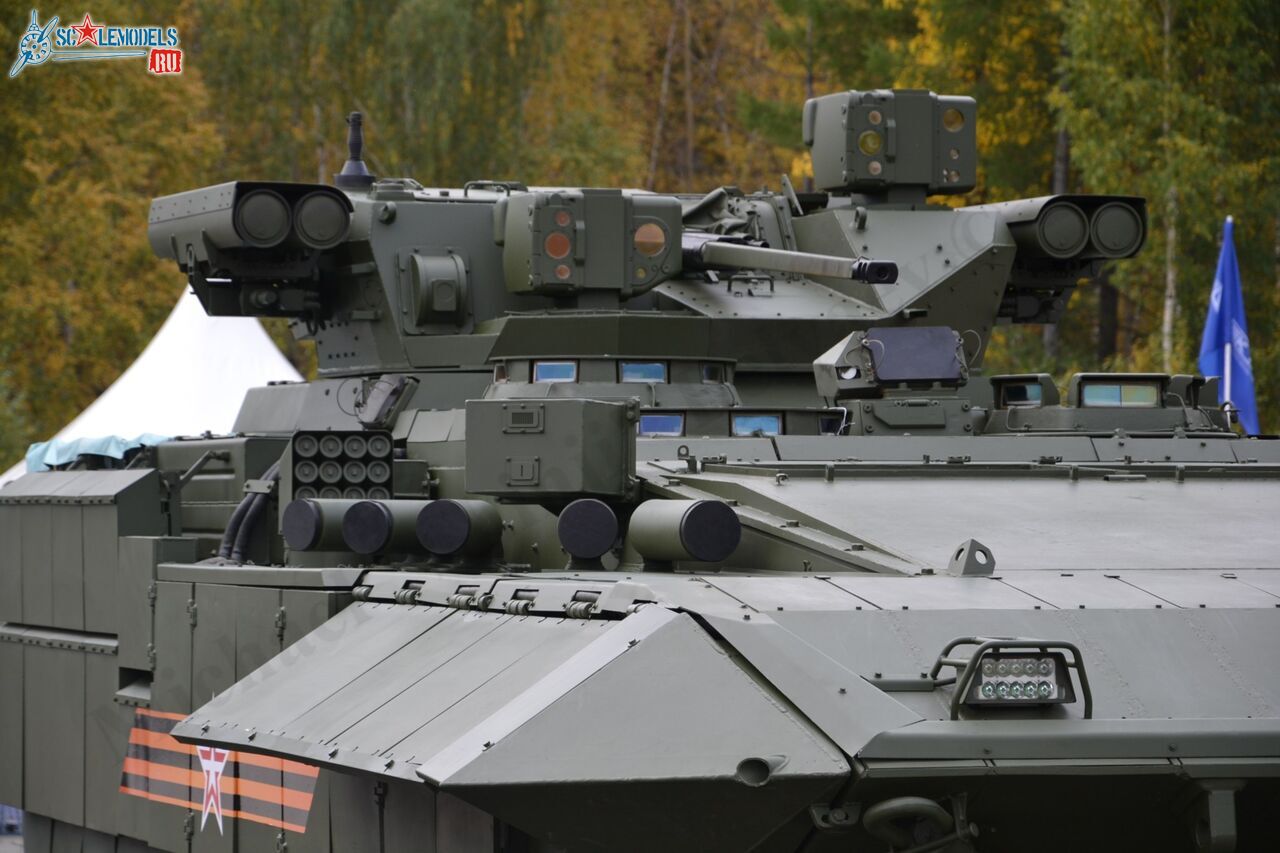 T-15_Armata_10.jpg