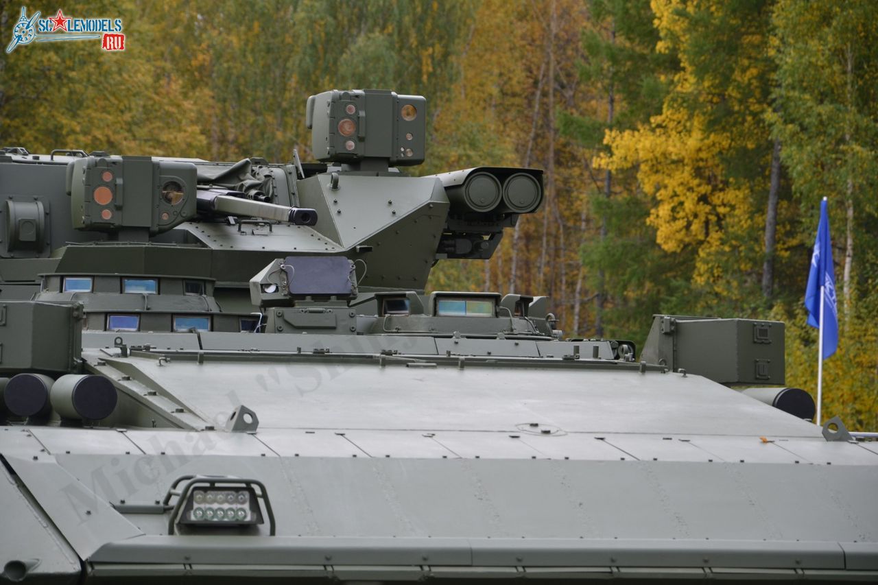 T-15_Armata_12.jpg