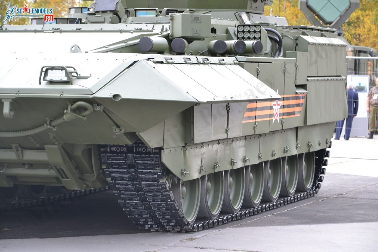 T-15_Armata_24.jpg