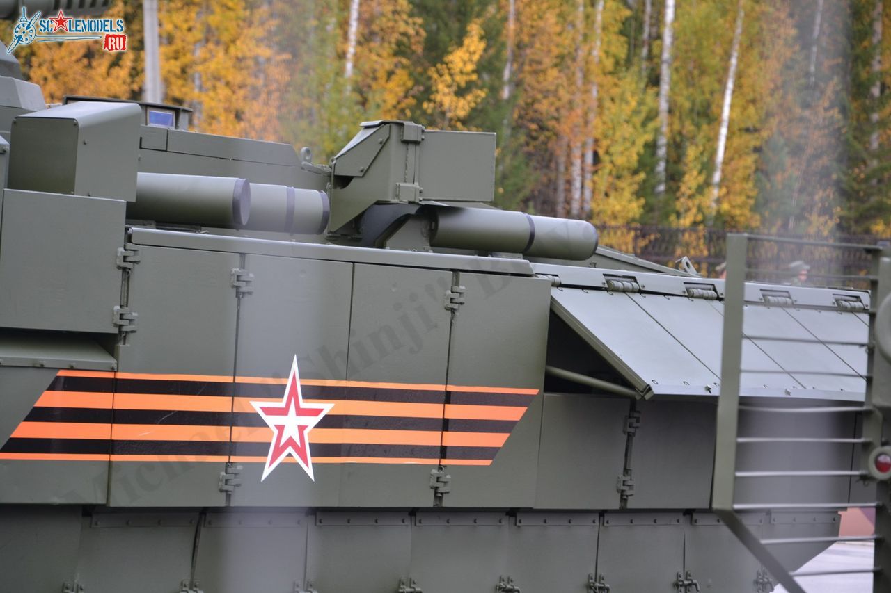 T-15_Armata_97.jpg