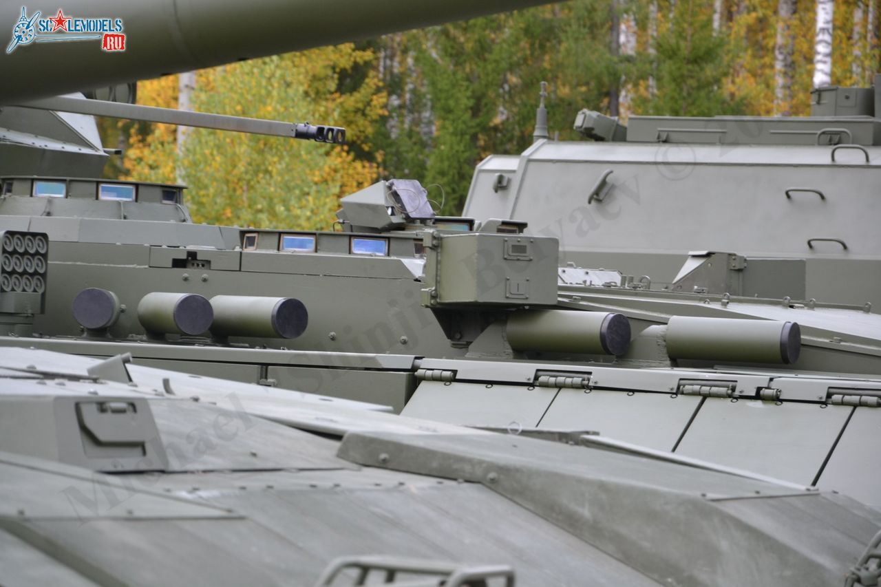 T-15_Armata_98.jpg