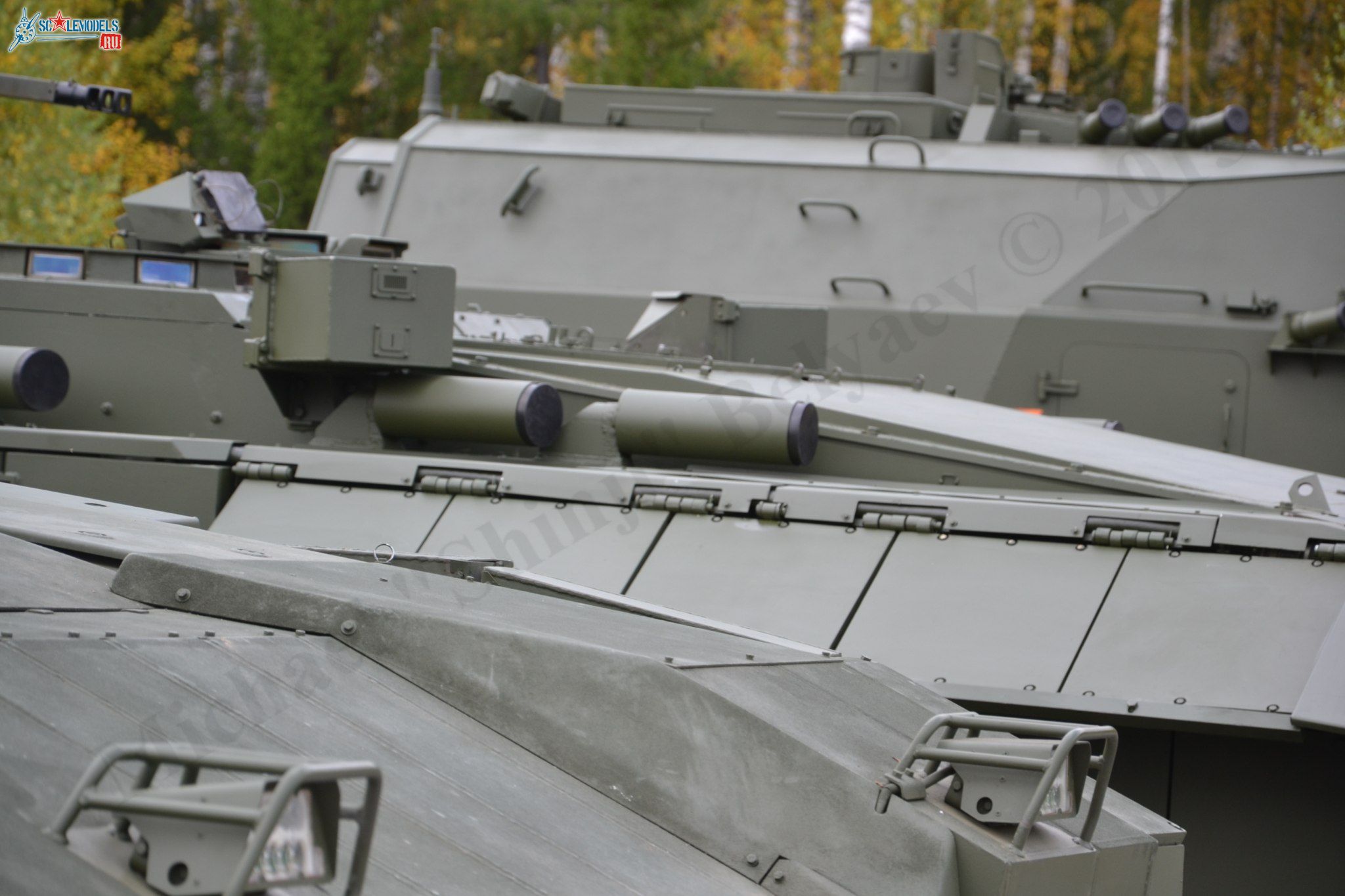 T-15_Armata_100.jpg